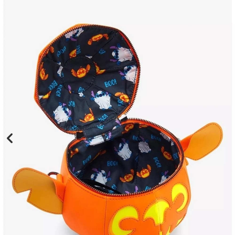 Loungefly X Disney Figural Stitch Jack o lantern  glow in the dark Crossbody🎃🎃 - Picture 9 of 13